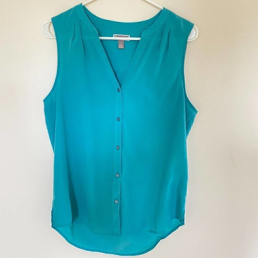 Chelsea28 Blue Button Front Sleeveless Tank Size Medium